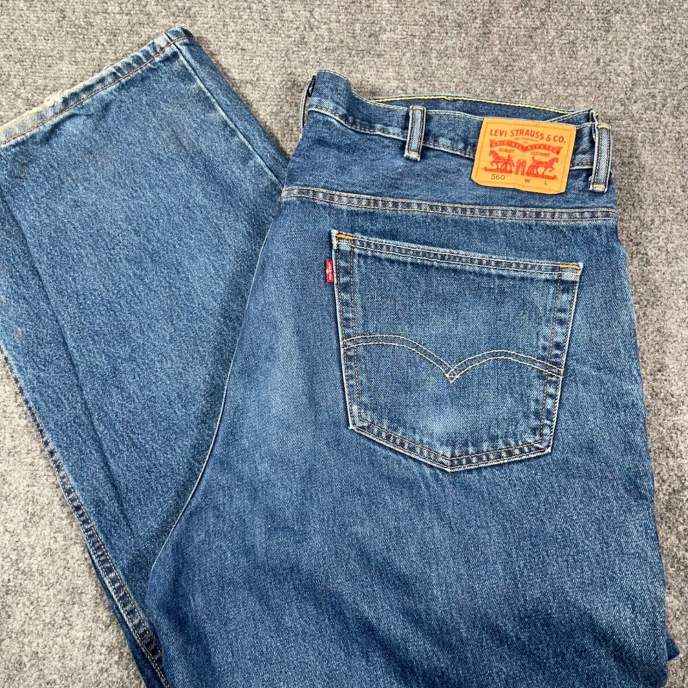 Levi's 560 Comfort Fit Jeans Men 44x34 Loose Tapered Leg Blue Denim Baggy Skater
